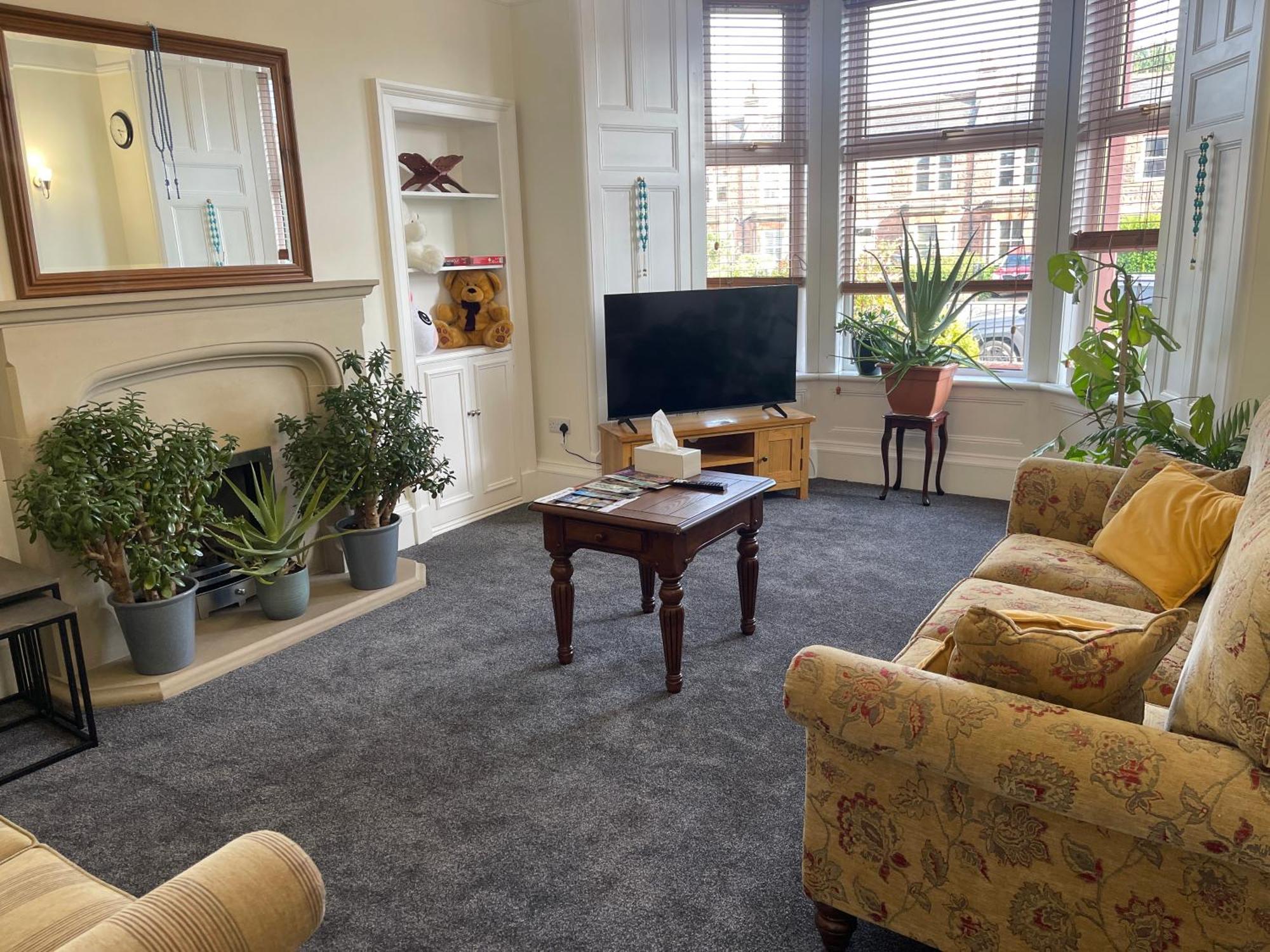 Entire Victorian House 2br - 4 Guests Appartement